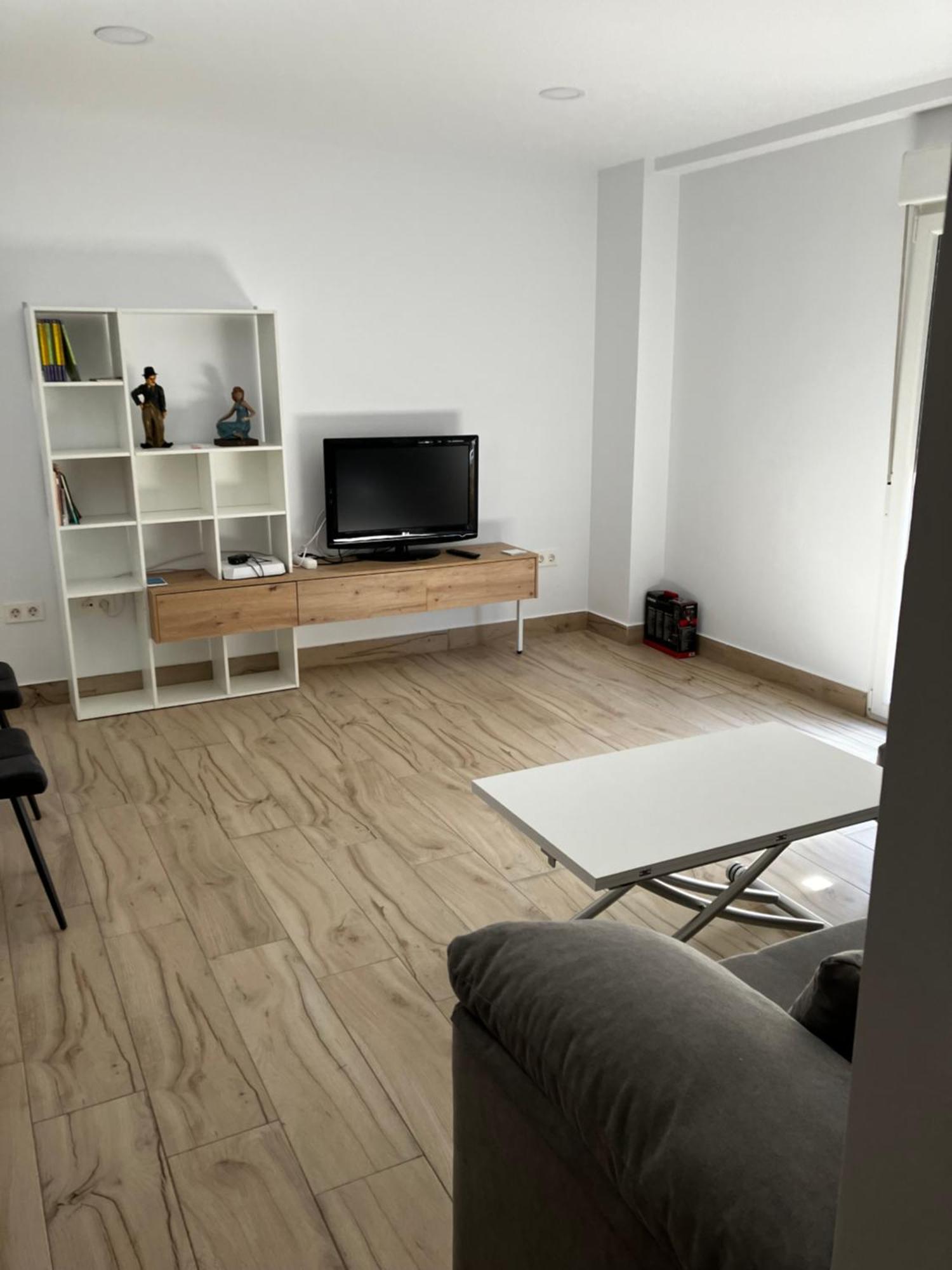 Apartamento En Camino De Ronda De Dos Habitaciones Y Salon Гранада Екстериор снимка