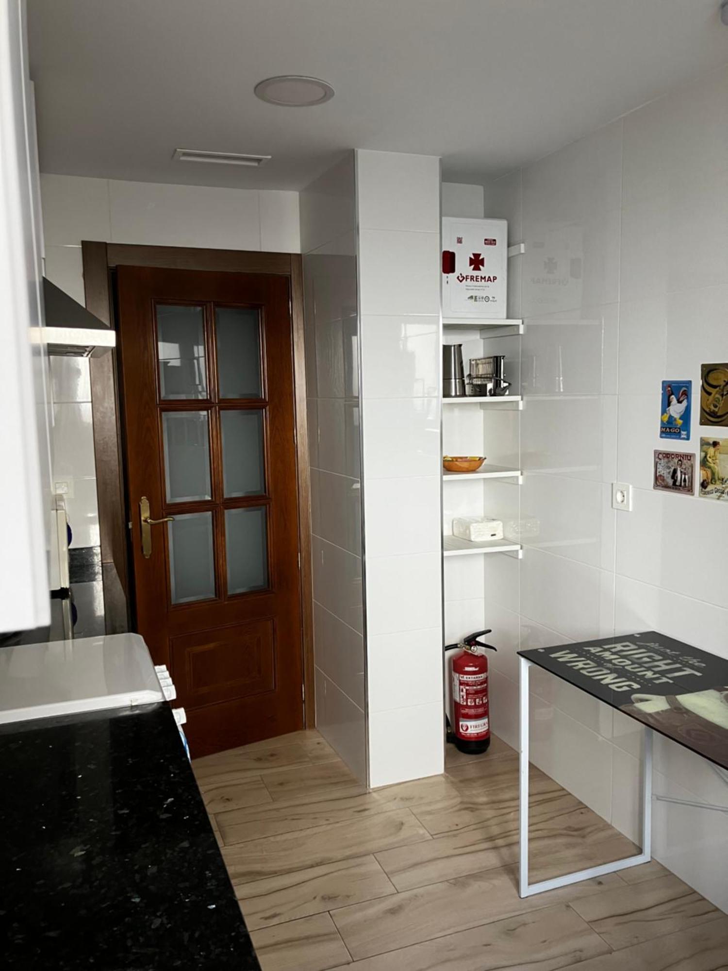 Apartamento En Camino De Ronda De Dos Habitaciones Y Salon Гранада Екстериор снимка