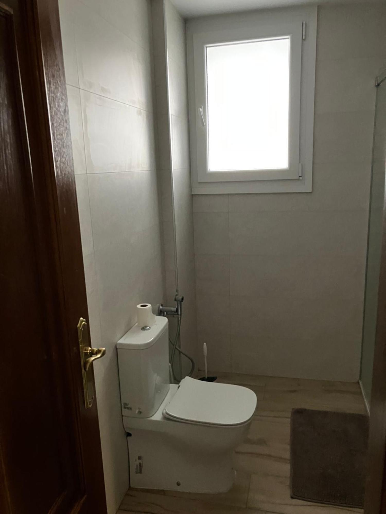 Apartamento En Camino De Ronda De Dos Habitaciones Y Salon Гранада Екстериор снимка